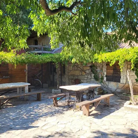 Agroturizam Duvancic - Konoba Dida Marka Bed & Breakfast 4*