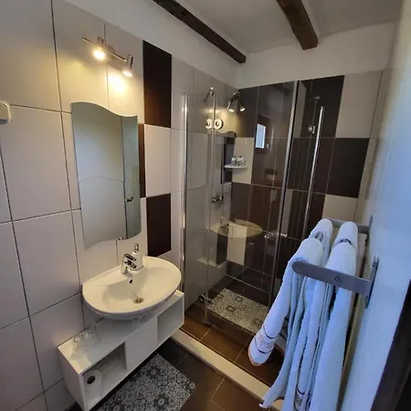 Agroturizam Duvancic - Konoba Dida Marka Oda ve Kahvaltı Drniš