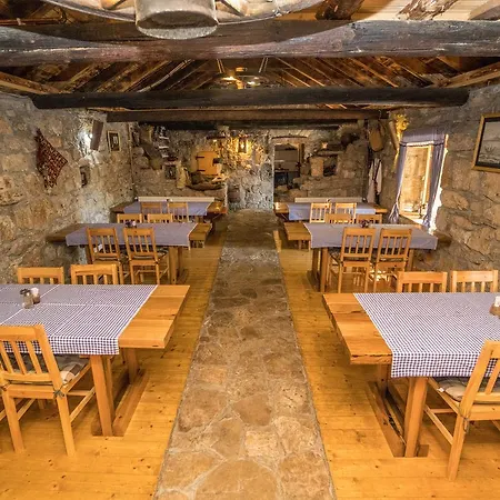 Bed & Breakfast Agroturizam Duvancic - Konoba Dida Marka 4*