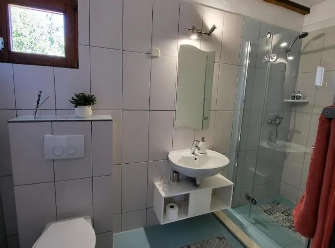 Bed & Breakfast Agroturizam Duvancic - Konoba Dida Marka Drniš