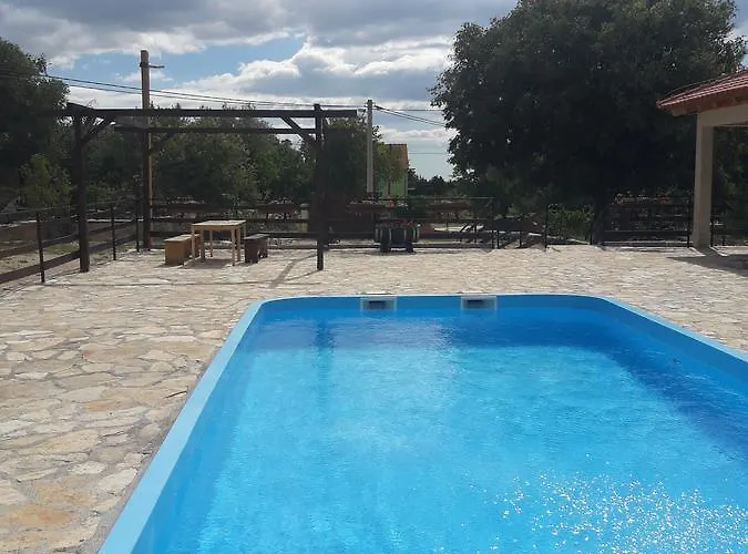 Bed & Breakfast Agroturizam Duvancic - Konoba Dida Marka Drniš